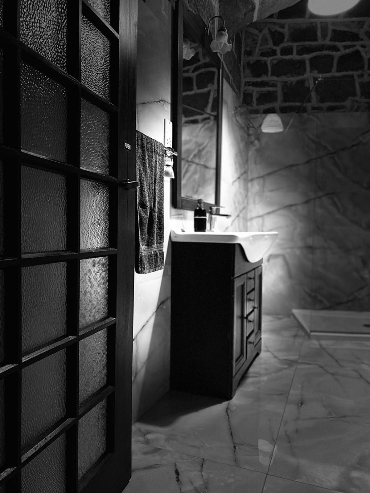 Ta' Marta Lodge Victoria Room photo